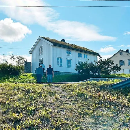 Holiday home Averoy Vii Sofstad