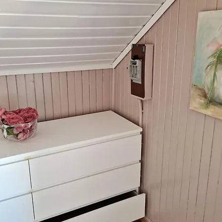 Averoy Vii Holiday home