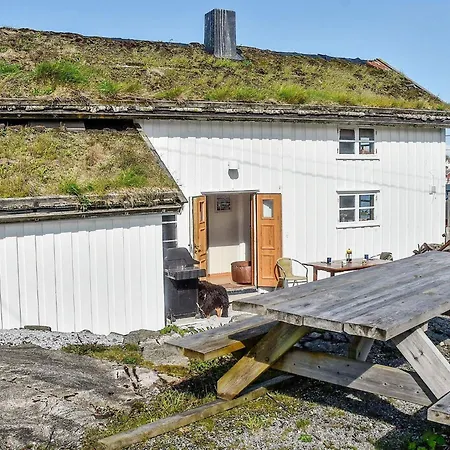 Averoy Vii * Sofstad