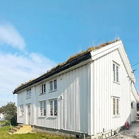 Averoy Vii Sofstad